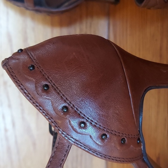 Naturalizer brown leather heels with ankle strap size 6 - Picture 5 of 8